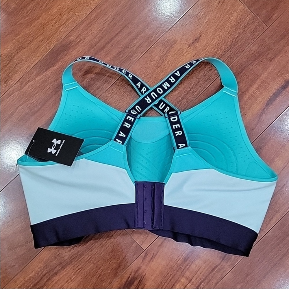 Under Armour Sports Bra 1X - Picture 6 of 11